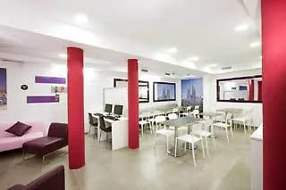Be Dream Hostel *