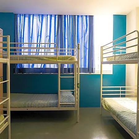 Be Dream Albergue Badalona